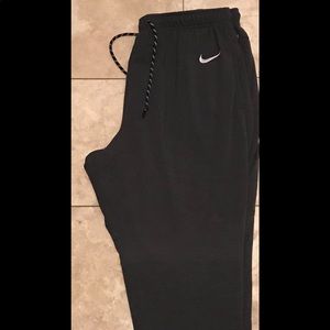 Rare Oakland Raiders On-Field Nike Sweats